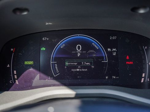 Used 2026 Toyota Camry SE FWD image 28