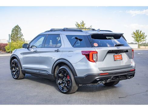 Used 2020 Ford Explorer ST w/ ST Street Pack AWD/4WD image 6