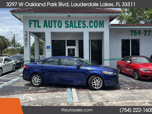 Used 2015 Ford Fusion SE FWD image 1