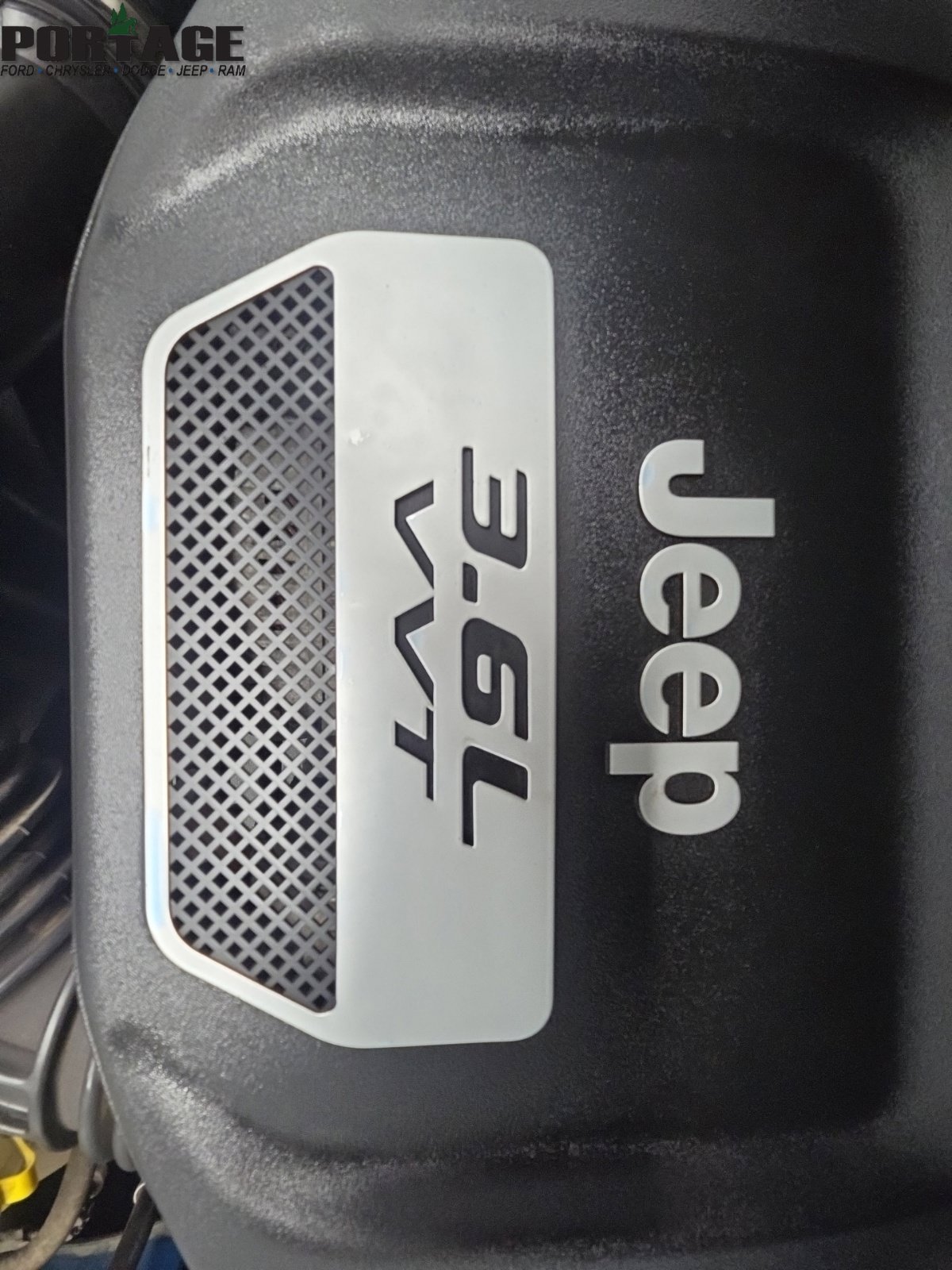 Used 2012 Jeep Wrangler Unlimited Sahara w/ Connectivity Group AWD/4WD image 48