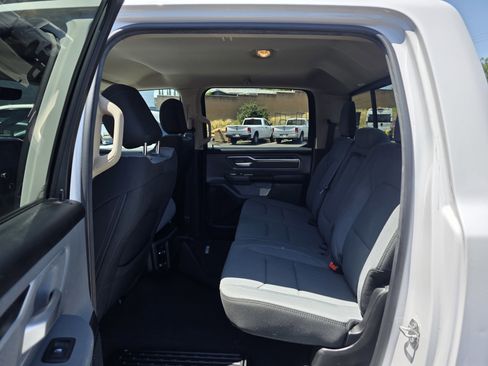 Used 2020 RAM 1500 Big Horn RWD image 11