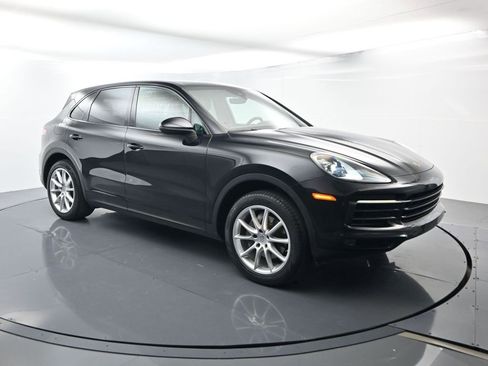 Used 2019 Porsche Cayenne image 17