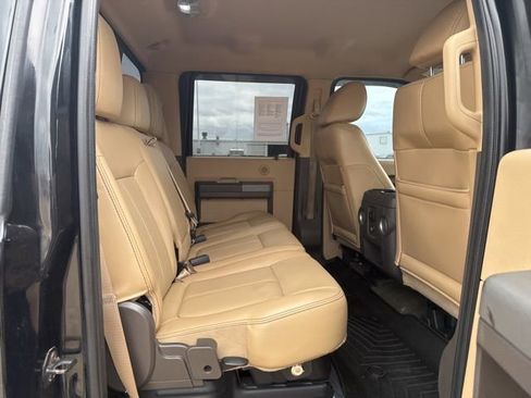 Used 2011 Ford F250 Lariat w/ Lariat Interior Pkg image 44