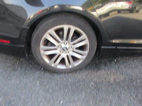Used 2013 Lincoln MKZ FWD image 11