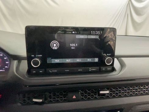 Used 2023 Honda Accord EX image 32