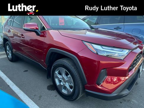 Used 2025 Toyota RAV4 XLE w/ Convenience Package AWD/4WD image 1