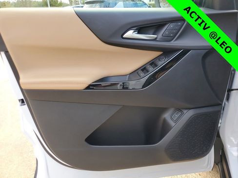 New 2026 Chevrolet Equinox ACTIV w/ Convenience Package III image 17