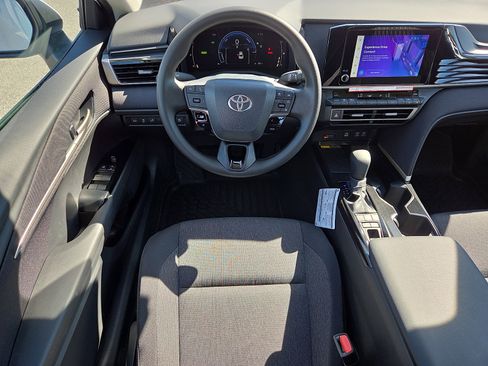 New 2026 Toyota Camry LE image 8