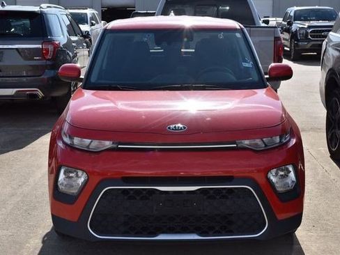 Used 2021 Kia Soul S image 3