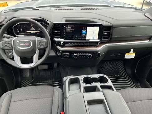 New 2026 GMC Sierra 2500 SLE w/ SLE Value Package; image 5