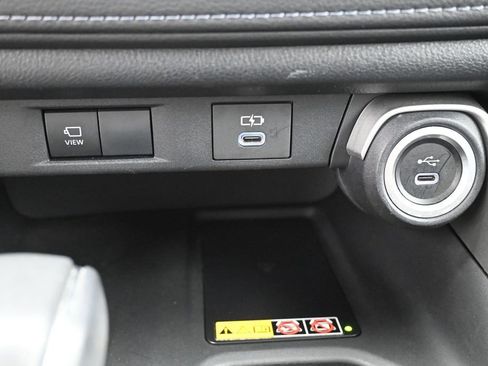 Used 2024 Toyota Grand Highlander AWD image 23