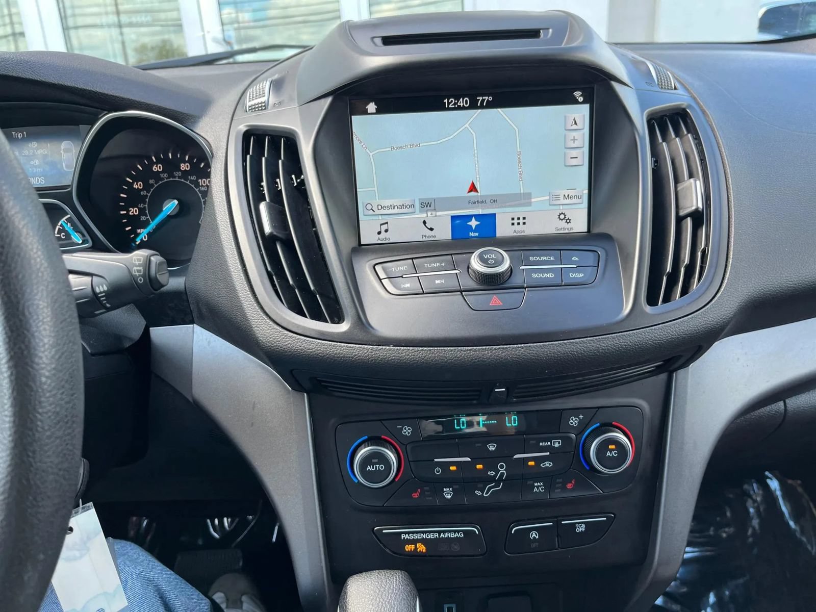 Used 2018 Ford Escape SE w/ SE Sync 3 Package AWD/4WD image 15
