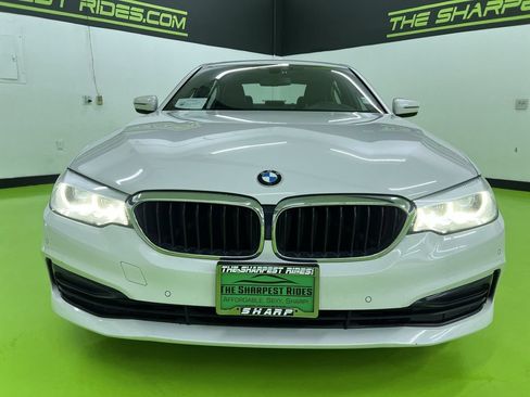Used 2020 BMW 530i w/ Convenience Package RWD image 3