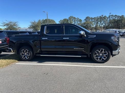 Used 2025 GMC Sierra 1500 SLT w/ SLT Premium Plus Package image 4