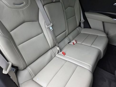 Used 2019 Cadillac XT4 Premium Luxury FWD image 11