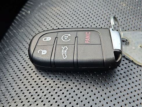 Used 2015 Dodge Challenger SXT Plus RWD image 28