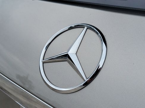 Used 2022 Mercedes-Benz GLE 350 4MATIC image 34