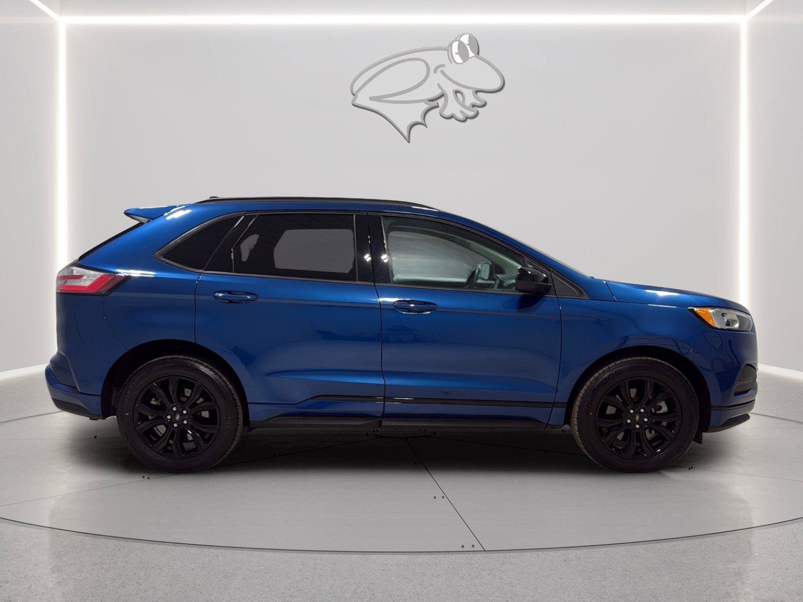 Certified 2024 Ford Edge SE w/ Black Appearance Package AWD/4WD image 7