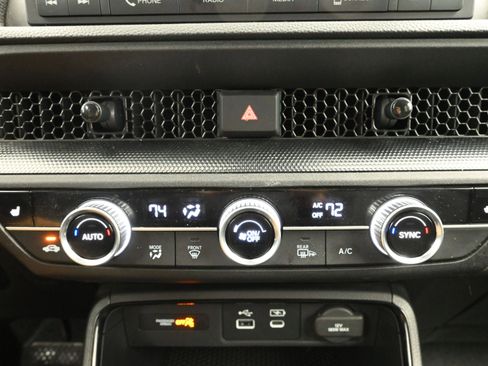 Used 2023 Honda CR-V EX image 17