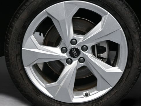 Used 2024 Audi Q5 2.0T Premium Plus w/ Premium Plus Package image 31