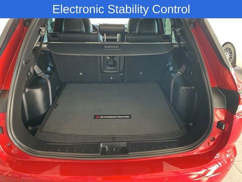 Used 2023 Mitsubishi Outlander SE Black Edition AWD/4WD image 15