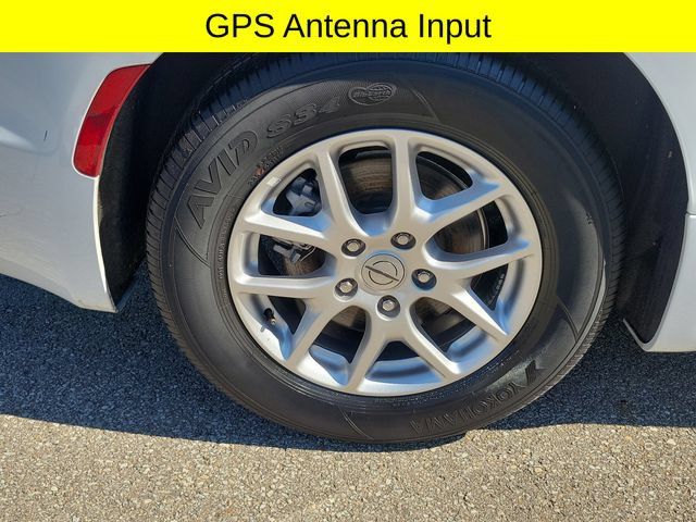 Certified 2024 Chrysler Pacifica Touring-L FWD image 7