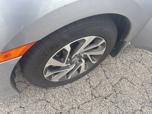 Used 2016 Honda Civic EX image 25
