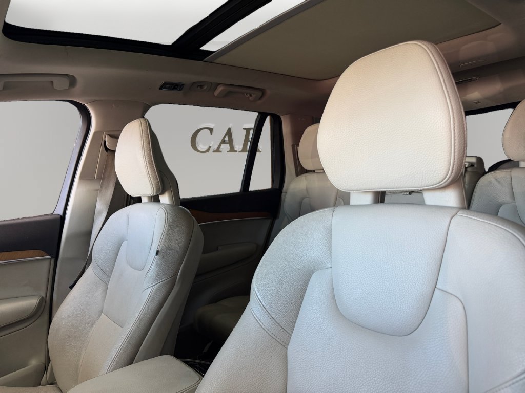 Used 2021 Volvo XC90 T8 Inscription Expression w/ Advanced Package AWD/4WD image 9