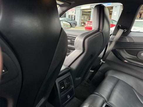 Used 2015 BMW M4 Coupe image 37