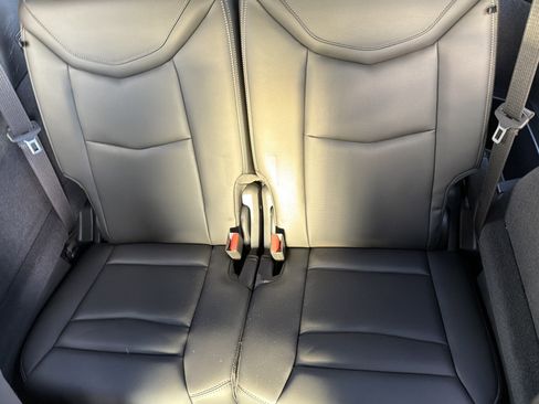 Certified 2022 Cadillac XT6 Premium Luxury w/ LPO, Floor Liner Package image 23