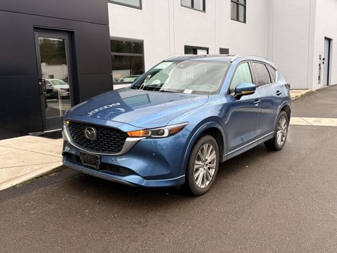 Used 2022 MAZDA CX-5 Signature image 3
