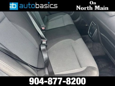 Used 2015 Dodge Charger SE w/ Power Sunroof Group RWD image 16