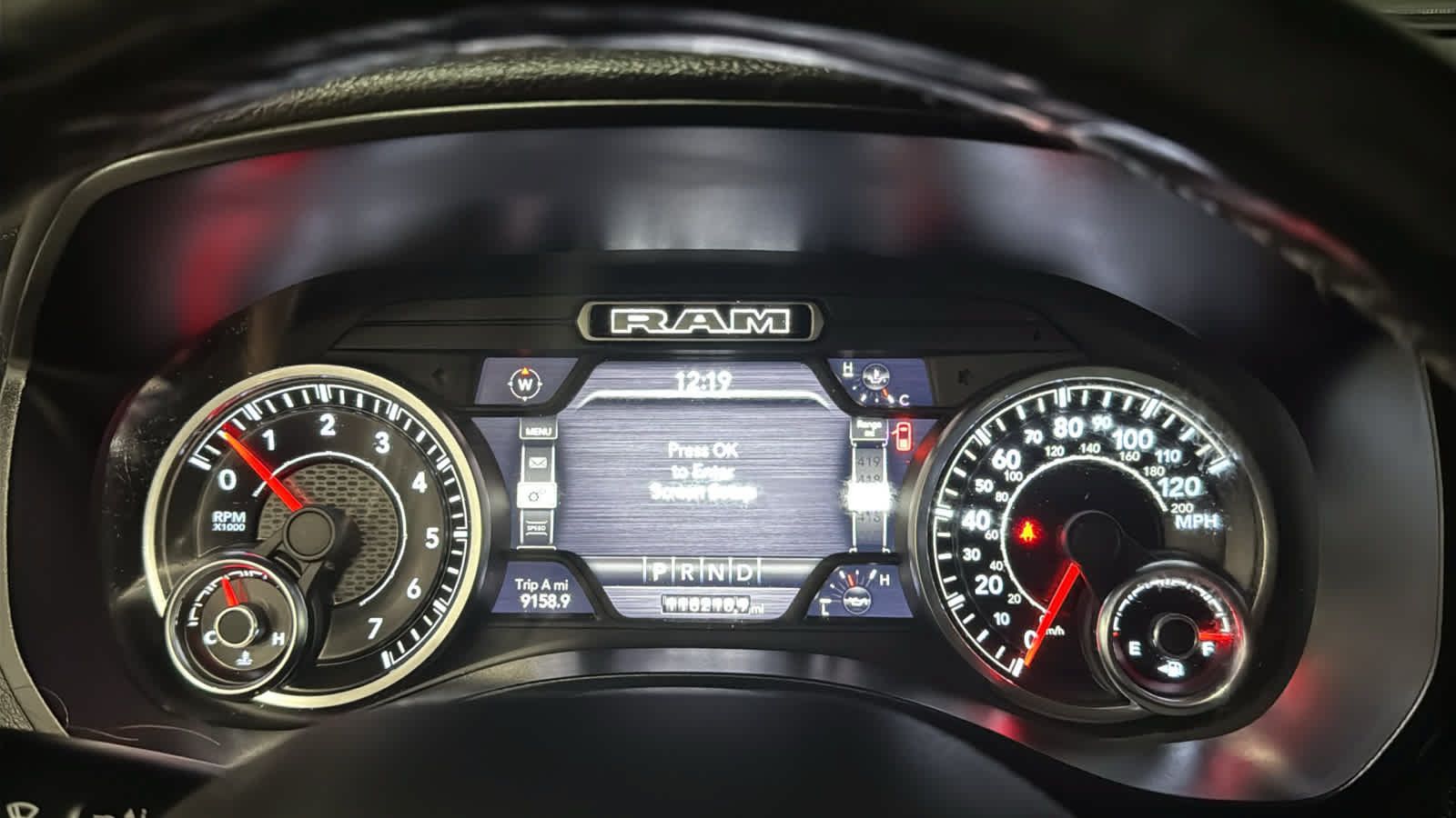 Used 2019 RAM 1500 Laramie AWD/4WD image 14