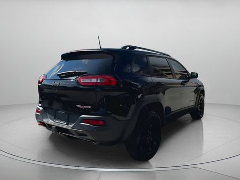 Used 2016 Jeep Cherokee Trailhawk w/ Comfort/Convenience Group image 27