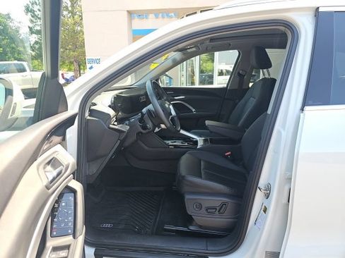 Used 2025 Audi Q5 Premium Plus AWD/4WD image 9