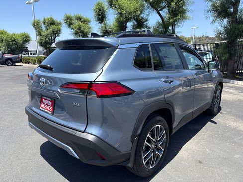 New 2026 Toyota Corolla Cross XLE w/ Convenience Package FWD image 13
