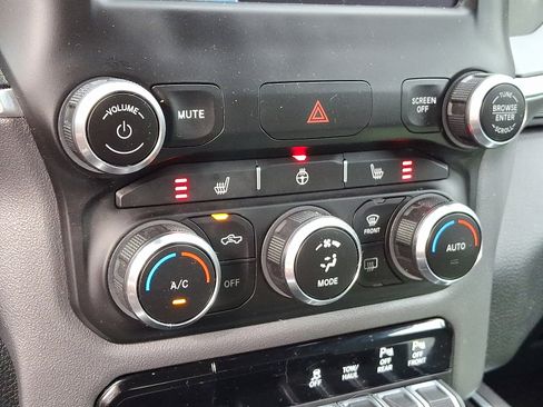 Certified 2022 RAM 1500 Big Horn image 17