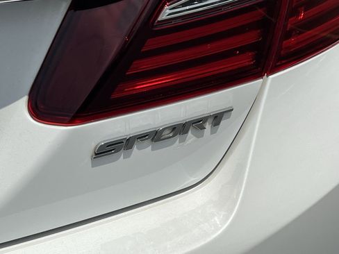 Used 2016 Honda Accord Sport image 29