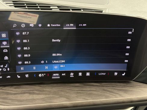 Used 2025 Audi Q5 Premium Plus w/ Premium Plus AWD/4WD image 17