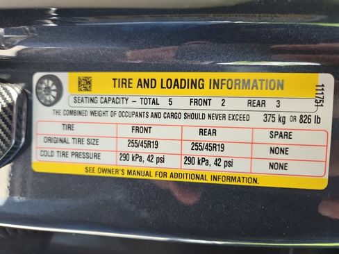 Used 2023 Tesla Model Y Long Range AWD/4WD image 24