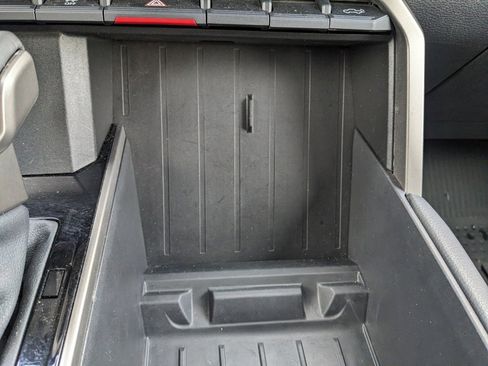 Used 2025 Toyota Tundra Limited image 33