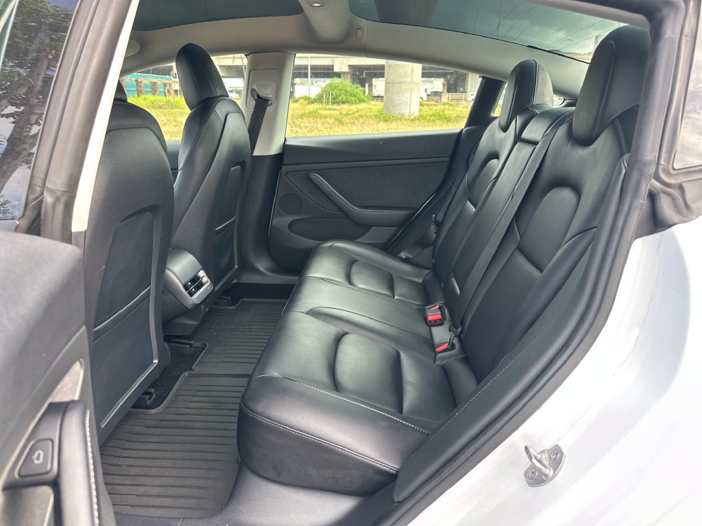 Used 2022 Tesla Model 3 Standard Range RWD image 20