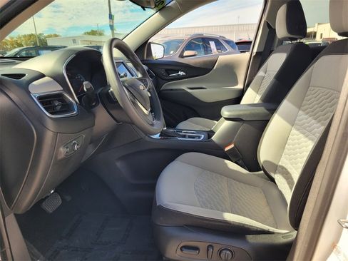 Certified 2021 Chevrolet Equinox LS w/ LS Convenience Package image 13