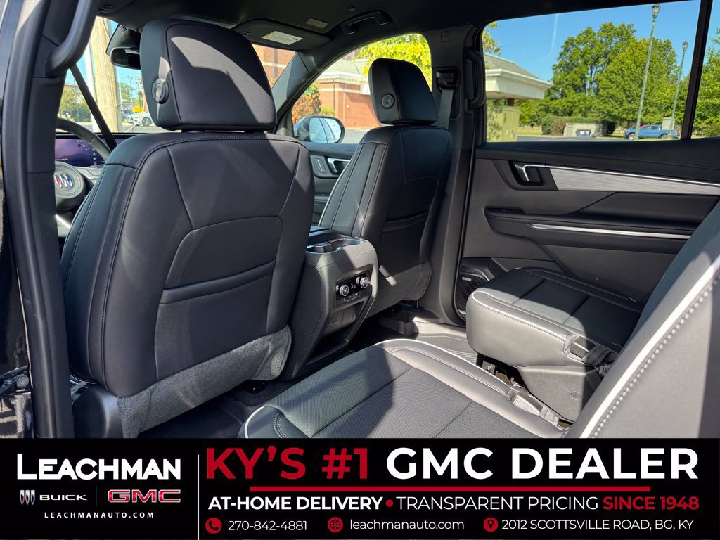 New 2027 Buick Enclave Preferred w/ LPO, Floor Liner Package FWD image 15