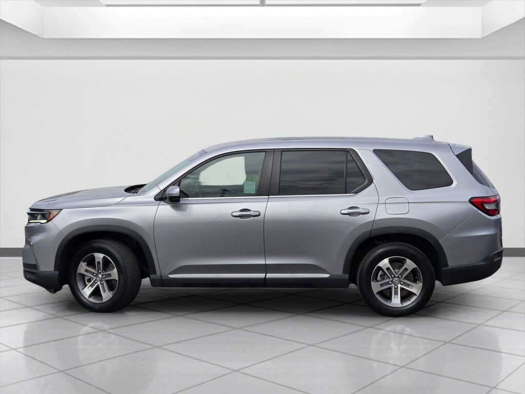 Certified 2025 Honda Pilot EX-L image 8