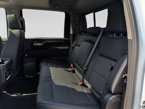 New 2026 GMC Sierra 3500 Denali w/ Denali Reserve Package AWD/4WD image 34