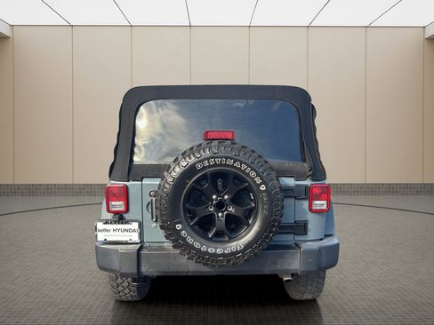 Used 2015 Jeep Wrangler Unlimited Sport w/ Quick Order Package 24S image 4