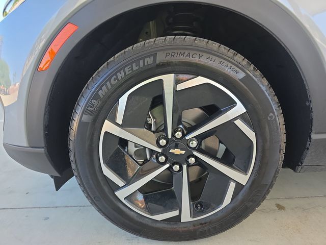 Used 2025 Chevrolet Equinox EV LT FWD image 12