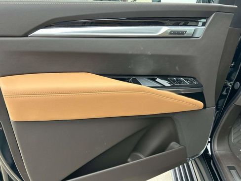 New 2026 Cadillac Escalade Luxury w/ Touring Package image 21