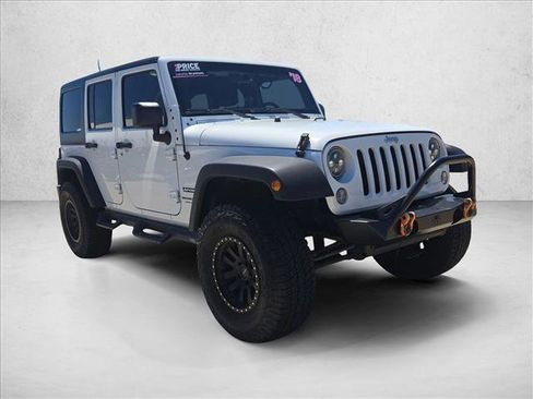 Used 2018 Jeep Wrangler Unlimited Sport S image 3